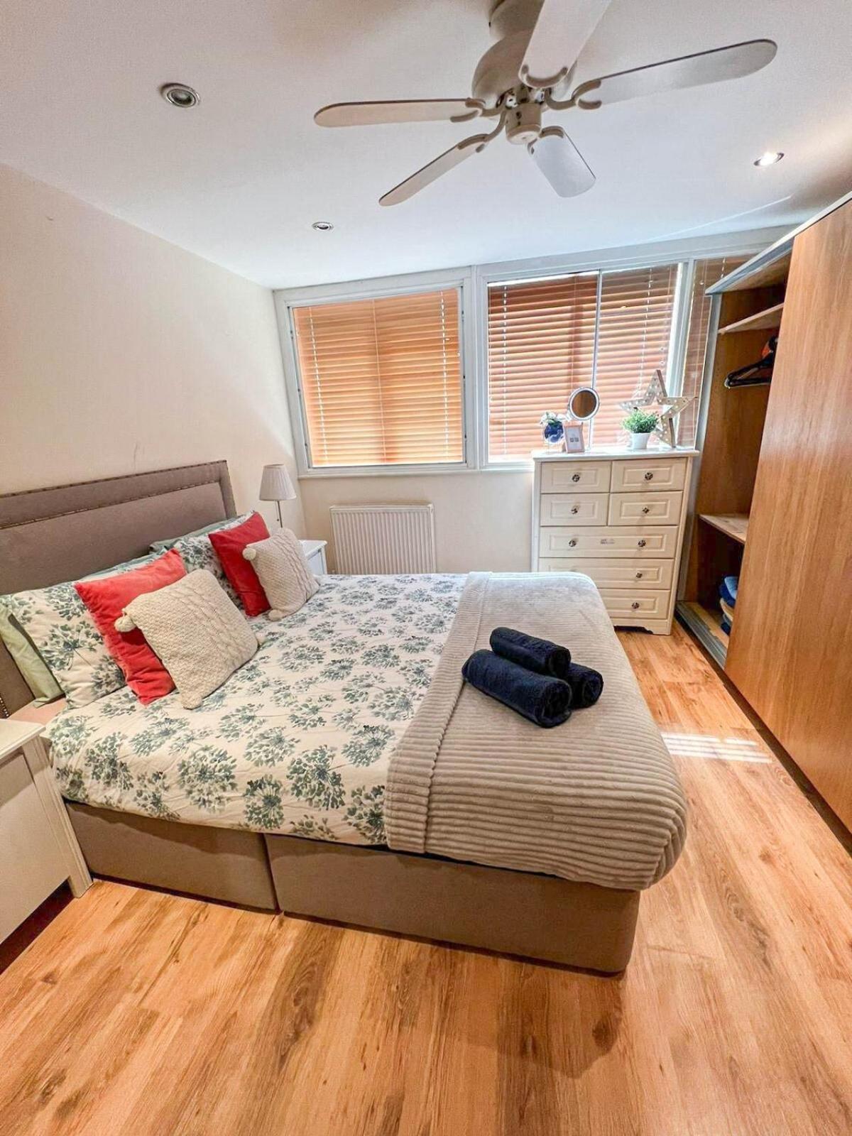 Appartamento Cosy 1 Bedroom In Kensington, Shepherds Bush *